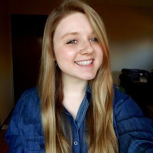 Meet your Posher, Chloe